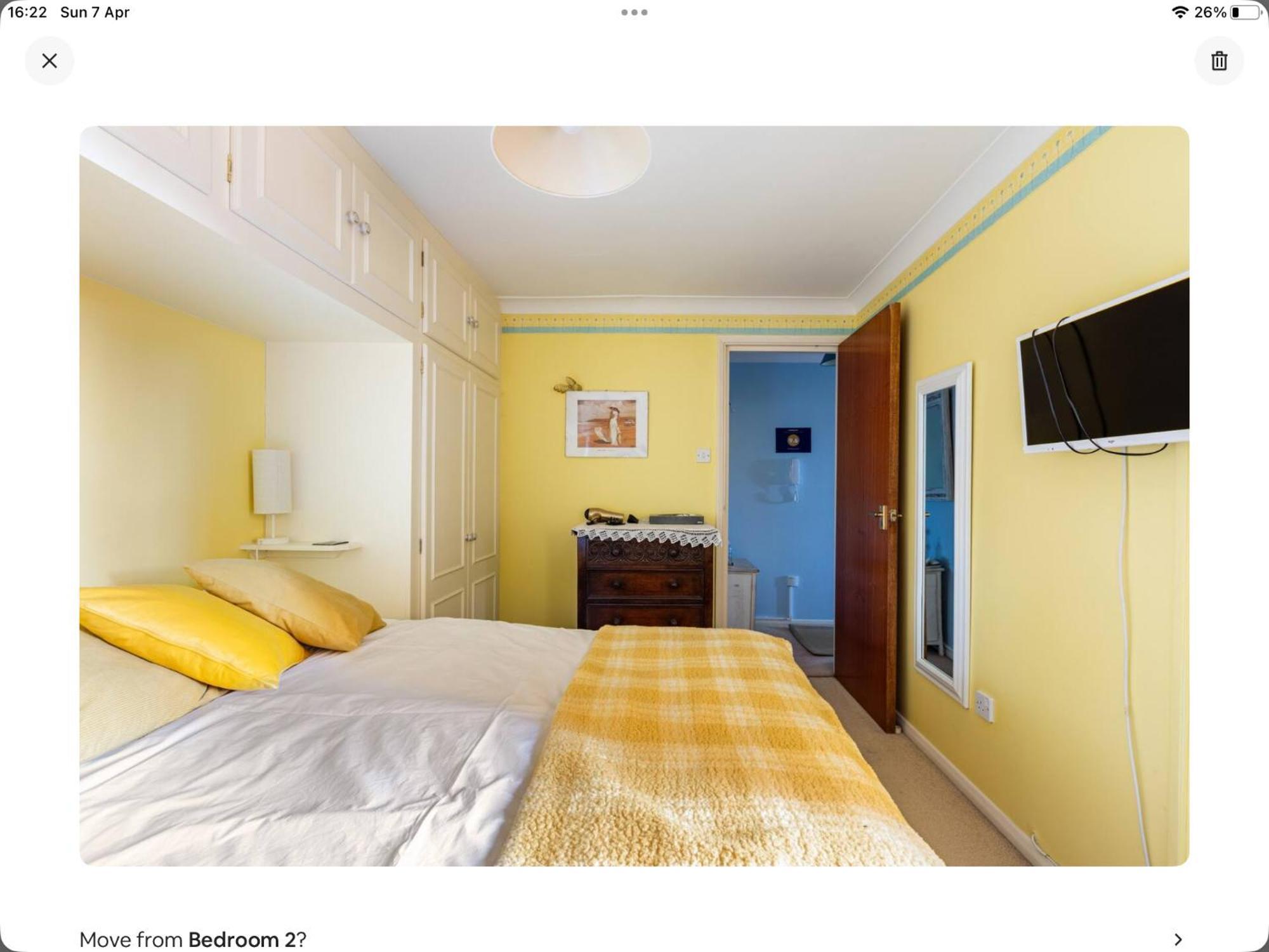 2 Bedrooms Apartment With Free Parking Lancing Bagian luar foto