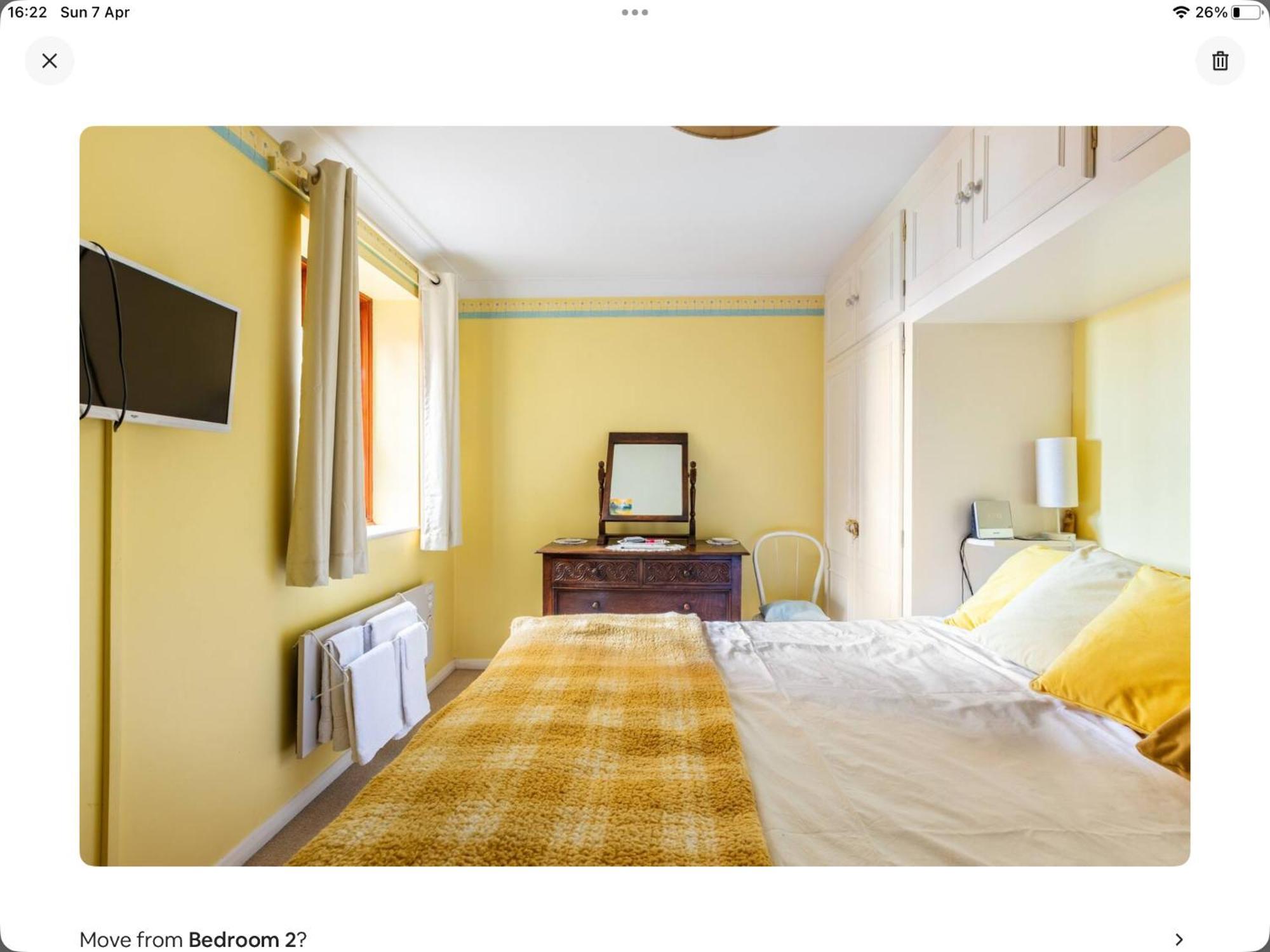 2 Bedrooms Apartment With Free Parking Lancing Bagian luar foto